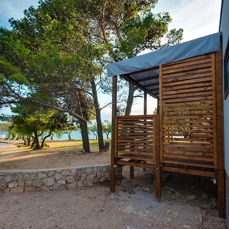 Mobile 28 Resort Pirovac